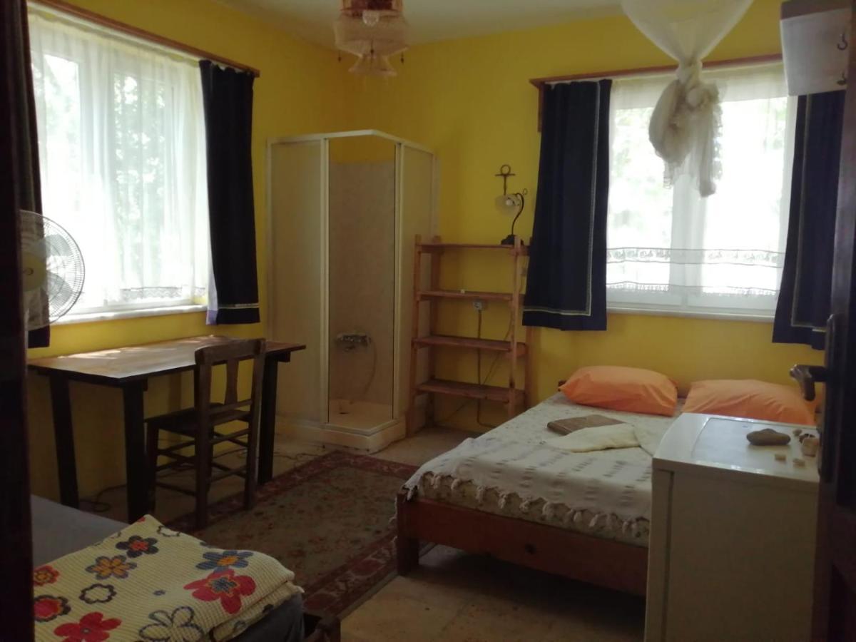 Ecer Pansiyon Kusadasi Exterior photo